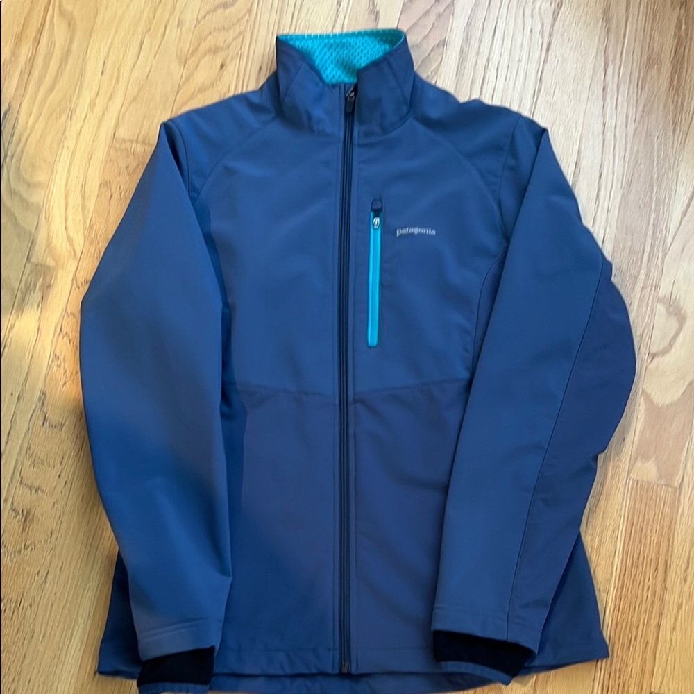 Patagonia waterproof Women's Jacket. Size medium